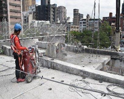 Remote-controlled hydrodemolition of structural elements