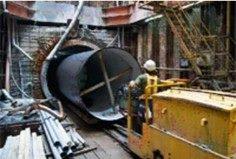 U-shaped DIP pipe transport by rail cart