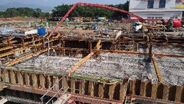Sectional concrete casting of roof slab