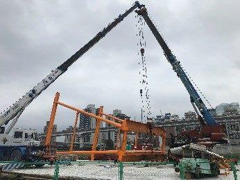 Gantry crane assembly
