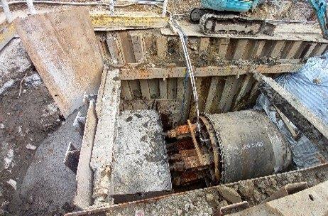 Thrust block for pressure testin