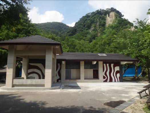 淋浴間（花博貨櫃屋再利用）