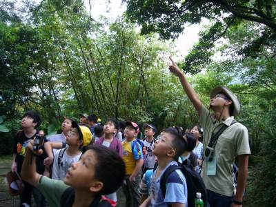 圖4、大自然的環境是學生們最好的學習場所。