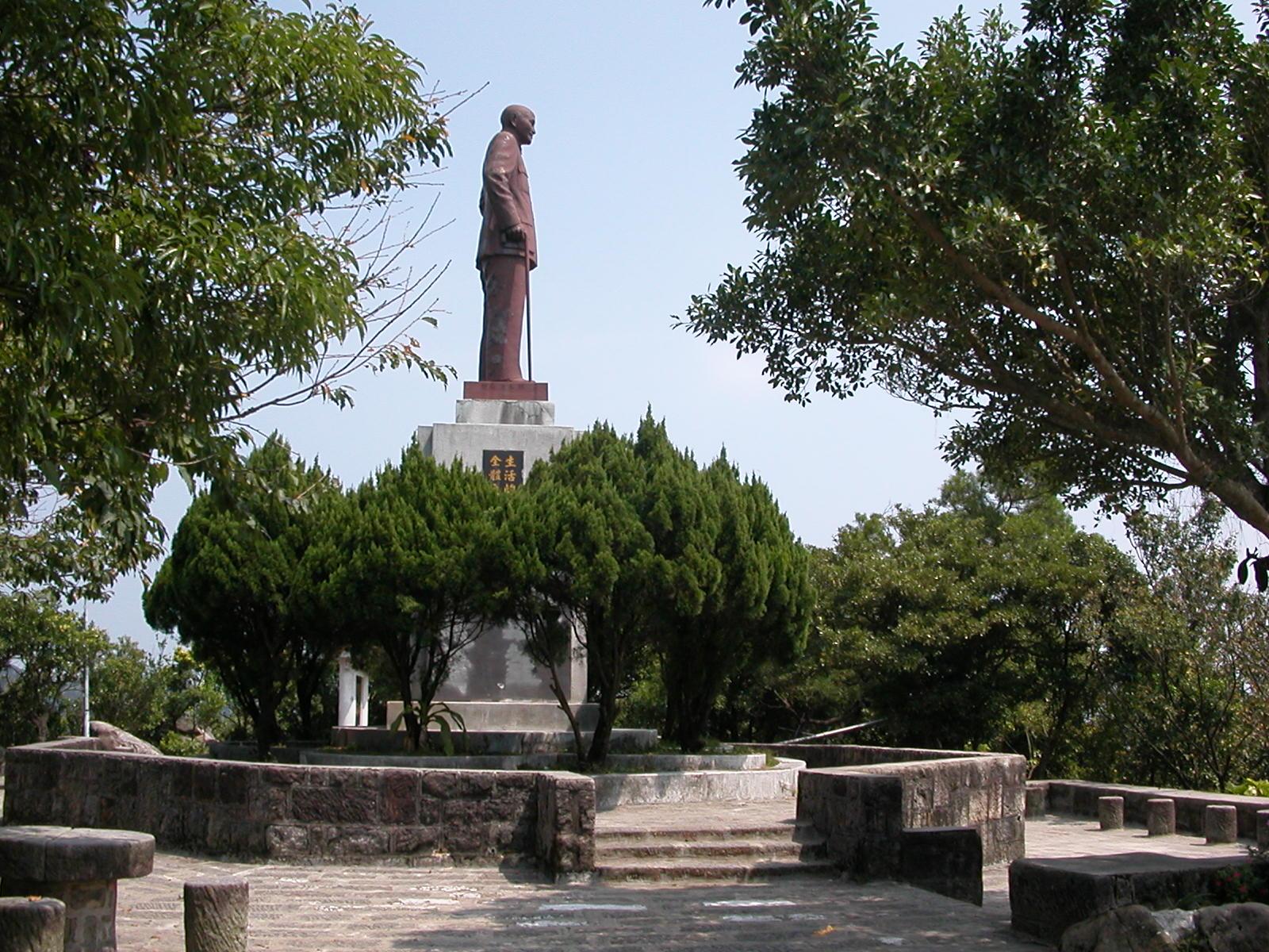 內湖區忠勇山步道-中正亭