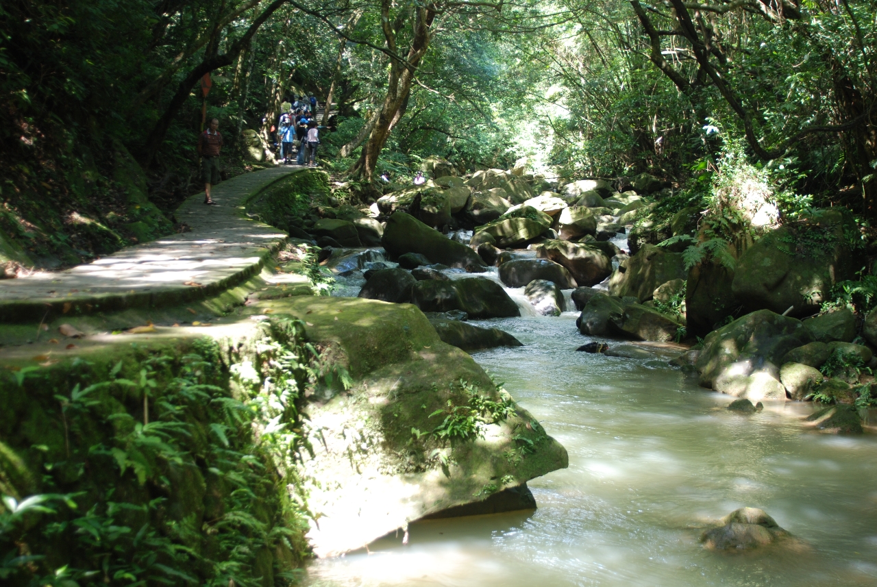 內湖區圓覺寺步道