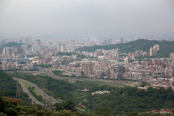 樟山寺步道-賞桐花、眺遠景