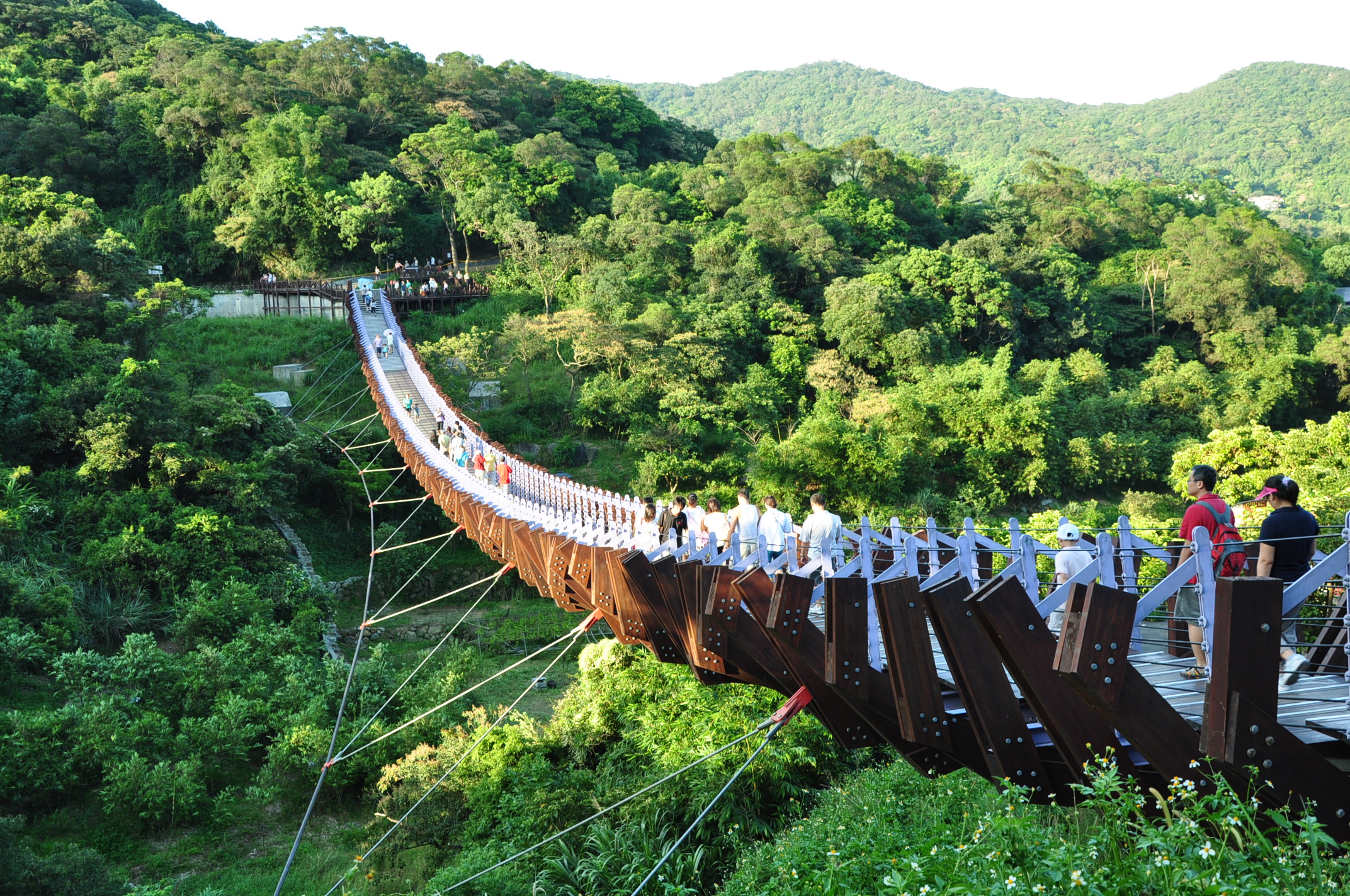 白石湖吊橋