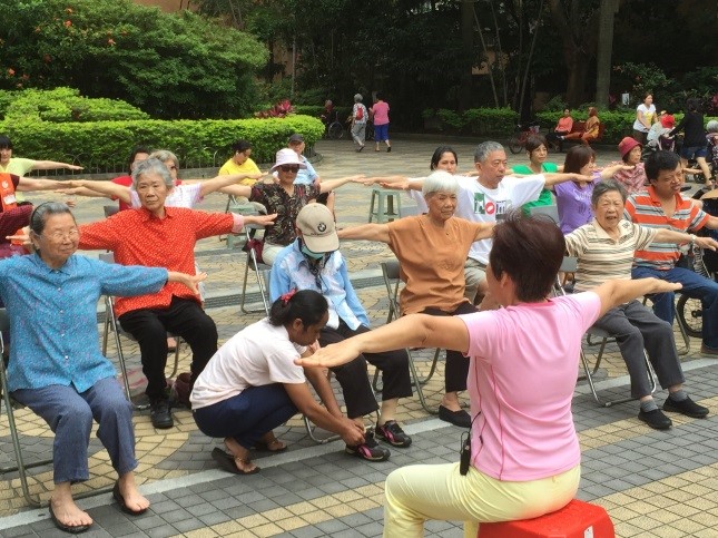 輪椅幼兒園長者踴躍參加