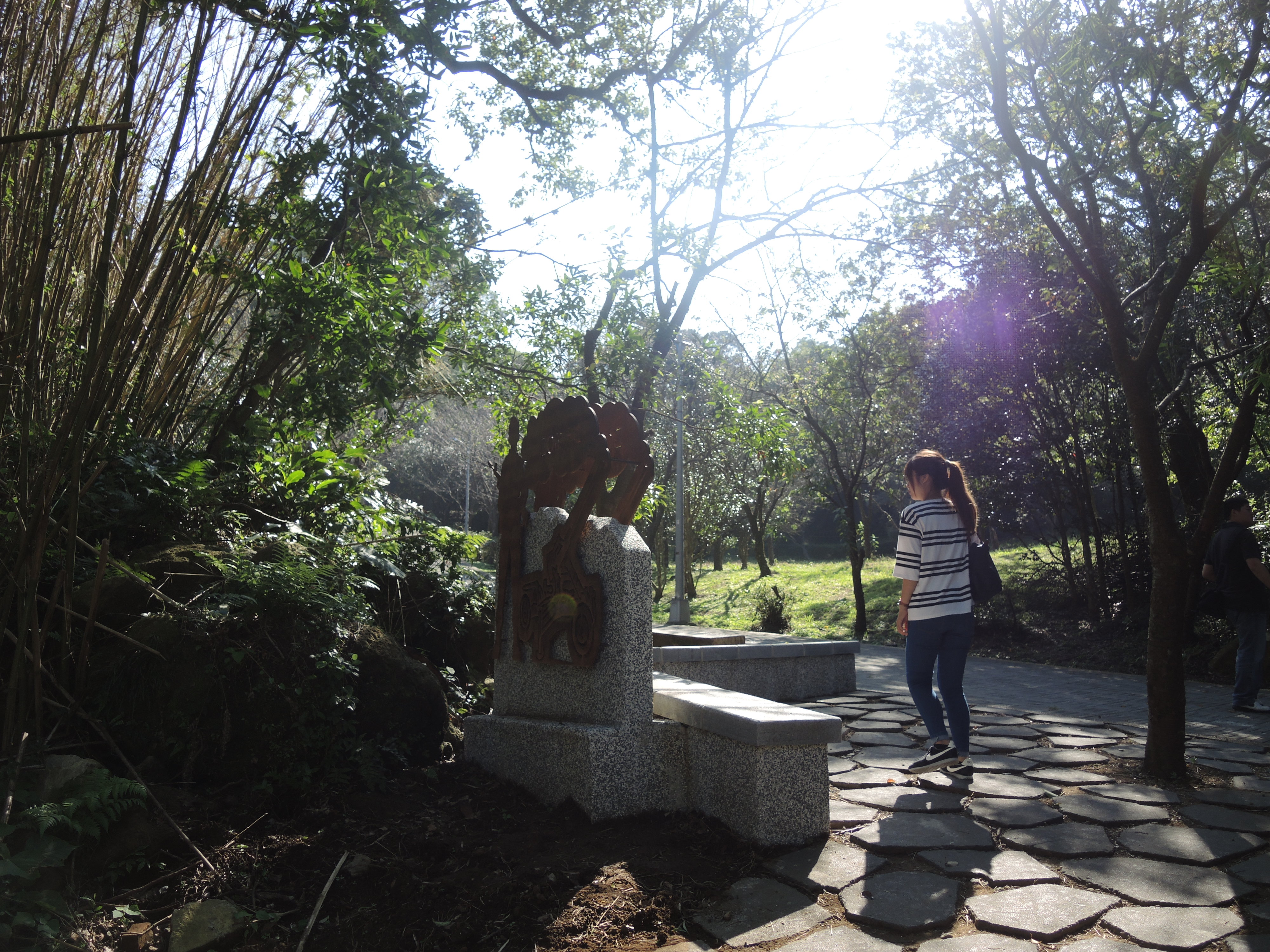 另一處四O砲陣地步道入口
