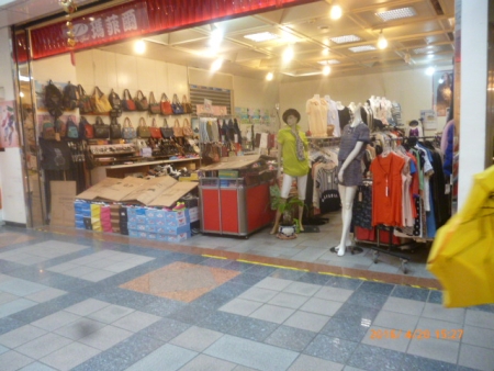 Longshan Temple Underground Shopping Bazaar