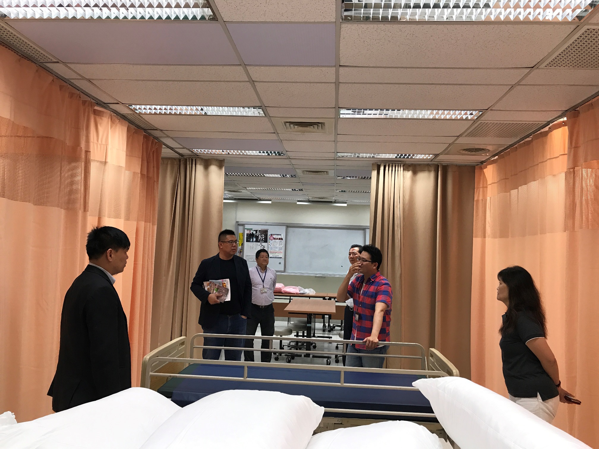 陳士章主委參訪職能學院