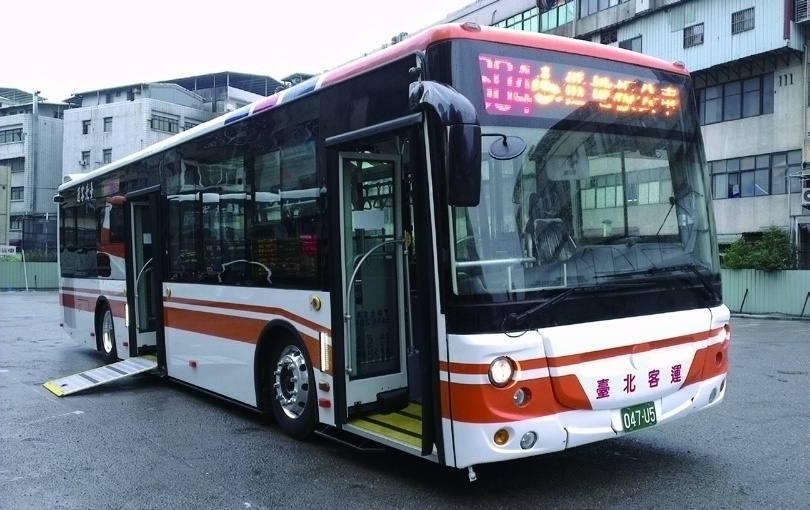 Low floor buses