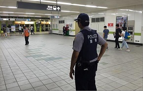 劍潭捷運站守望 劍南路捷運站