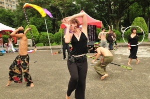 Street dance troupe Atmosfyre performs May 27 to pass a license test for street artists held by the Taipei City Government. (Photo courtesy of Department of Cultural Affairs, Taipei City Government)