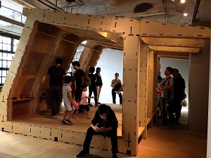Visitors are invited to accomplish Taiwan’s first “Wikihouse” with concerted efforts, which embodies the spirit of collaboration highlighted by the 2015 Digital Art Festival Taipei. 