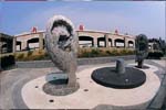 Public artwork ''Listening'' displayed at the Xinzhuang Line Taipei County Section's Huilong Station, jpg download, opened with new window