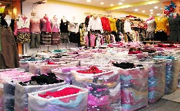 Shopping at Wufenpu