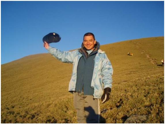 查報員登山留影