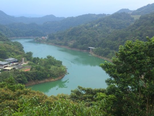 漂流物清除後水庫水域