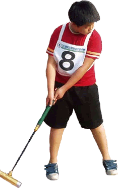 Playing relaxing gateball at very friendly prices.