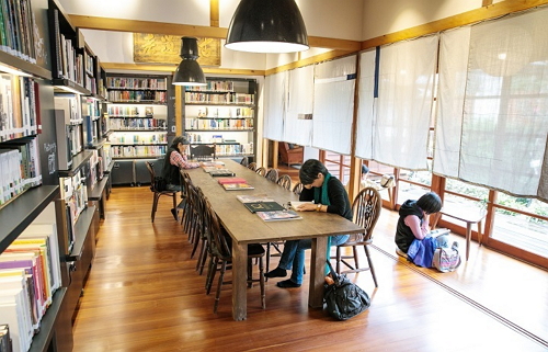 This private library requires a reservation – come enjoy reading in a peaceful and captivating space.(Photo: Shi Chuntai)