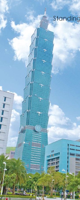 1.Looking at the Taipei 101 exterior, you see a series of bamboo-like nodes rising to the sky. The strong bamboo stalk is a traditional symbol of durability and fecundity.