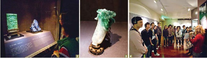 2. In the permanent exhibit,“Dazzling Gems from the Collection: Famous Pieces of the Ch'ing Dynasty Palaces,”you get to appreciate the aesthetic beauty of treasured works. 3. The Jadeite Cabbage, one of the“three treasures of the NPM” 4. Free guided tours are given in English each day at 10:00 and 15:00, and there are Chinese, English, Japanese, and Korean audio guides for rent.