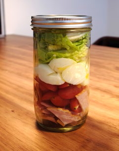 Picnic jars are portable and easy to prepare.