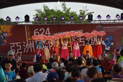 韓國四物農樂舞蹈表演