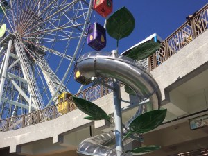 NanE Happy Wonderland / Good Slide – Tube-Spiral Slide