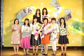 芳和伴讀造型師－連莉翎志工愛在校園的每個角落－傅蓮蕾榮譽會長