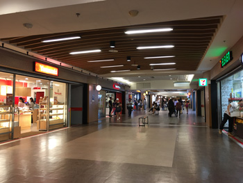 Zhongshan Metro Mall (Convenience Stores) Zhongshan Metro Mall (Convenience Stores)
