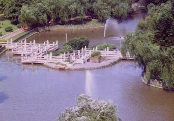 zigzag bridge and fountain