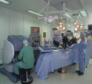 Robot-assisted laparoscopic radical nephrectomy