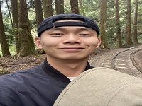 林緯綸在山中