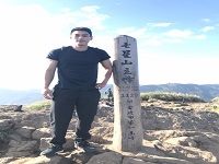 胡臻達登七星山