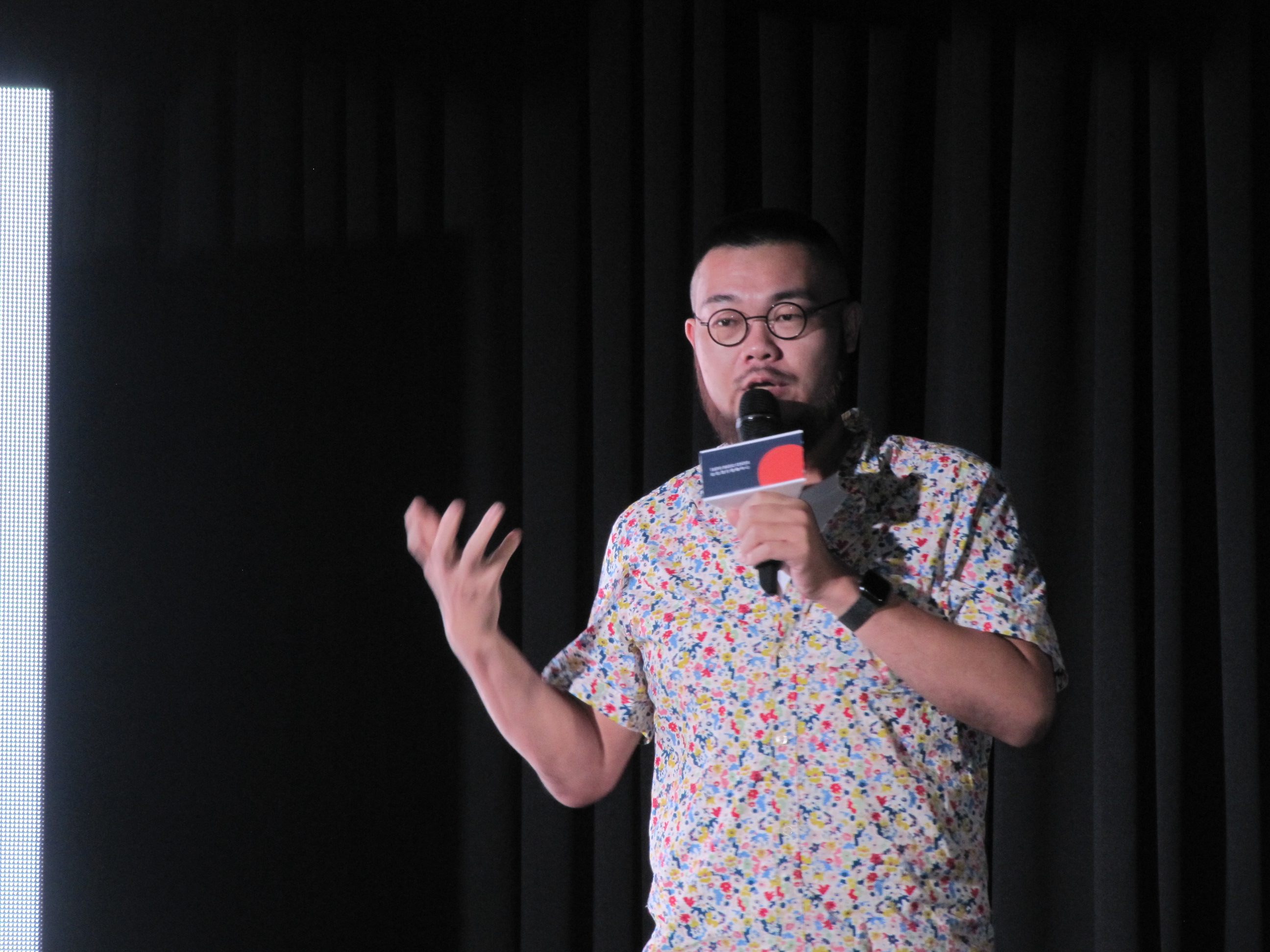 Qiu Huansheng (邱煥升), graphics coordinator and director, talks about some of the graphic elements in TMC’s Key Vision
