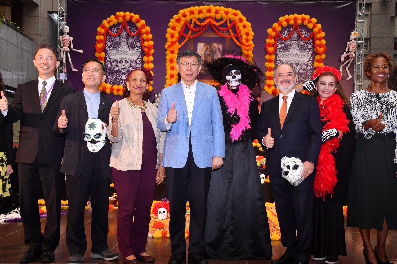 Mayor Ko and Representative Martin Torres Cohosted the The Day of the Dead Exhibition