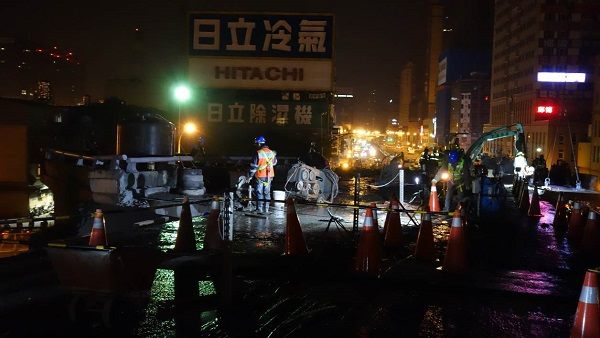 忠孝橋引橋拆除情形三（北門周邊切割工法）