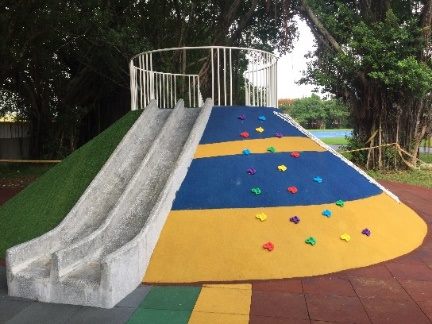 水泥滑梯攀岩
