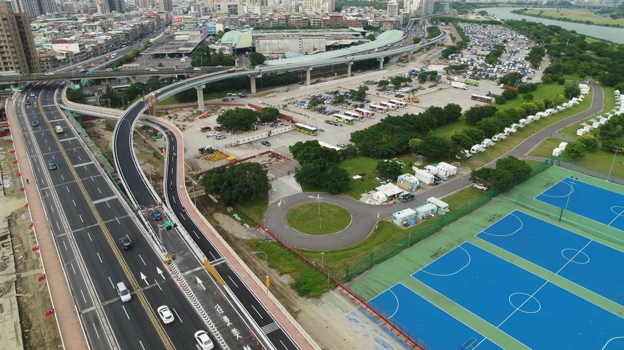 華中橋增設匝道銜接水源快速道路 完工照片1