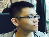 隊員 林澔威在車上自拍