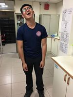 隊員楊士弘仰天長笑