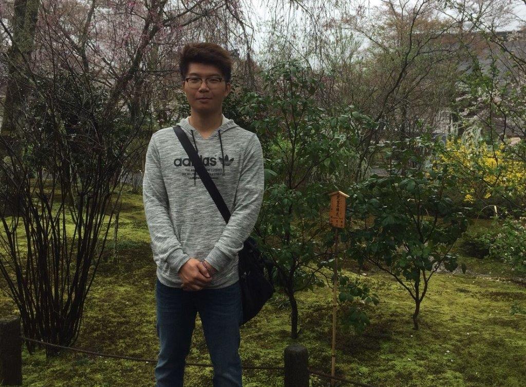 隊員 李 讓