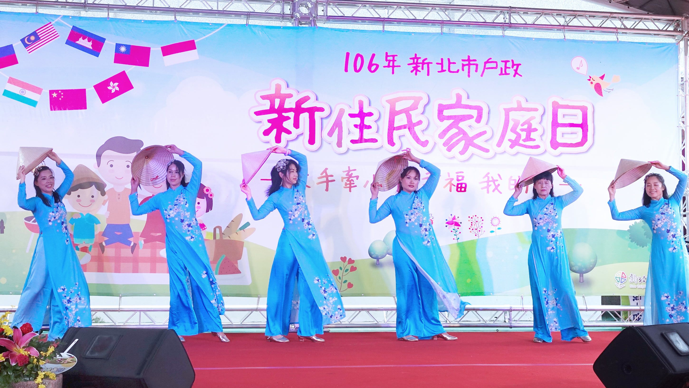 JW Dance Group put a show on Vietnamese Traditional Dance