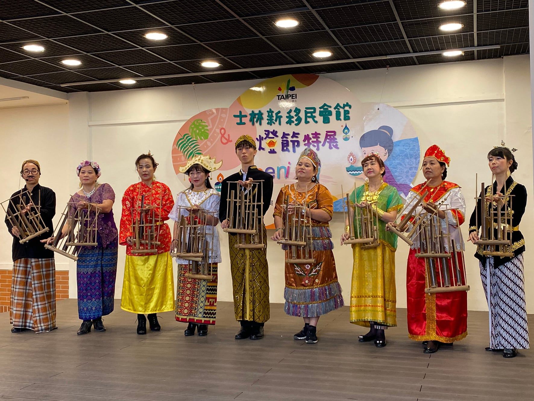 Angklung performance by Indonesian Immigrants