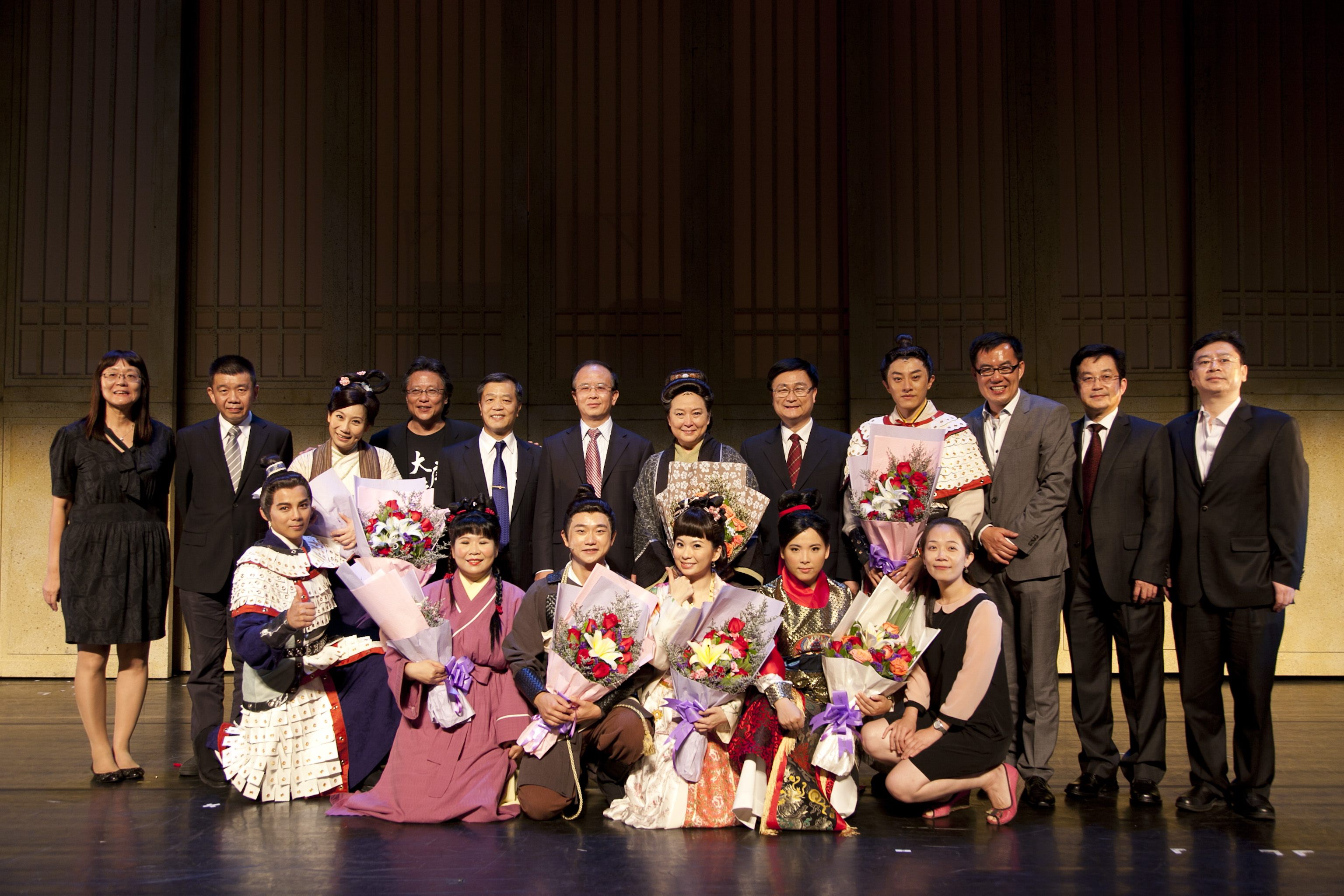 岳母刺字時...媳婦是不贊成的演後合影