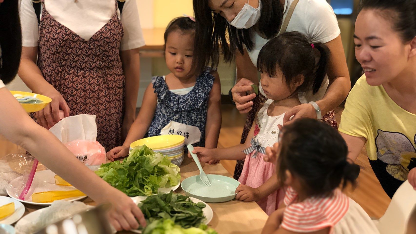 九層塔（台湾バジル）を食べます