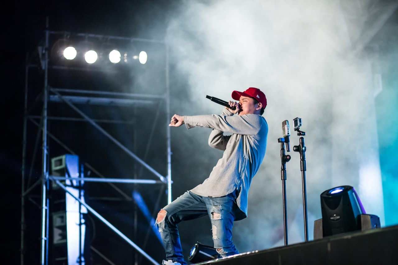 Barry Chen演出