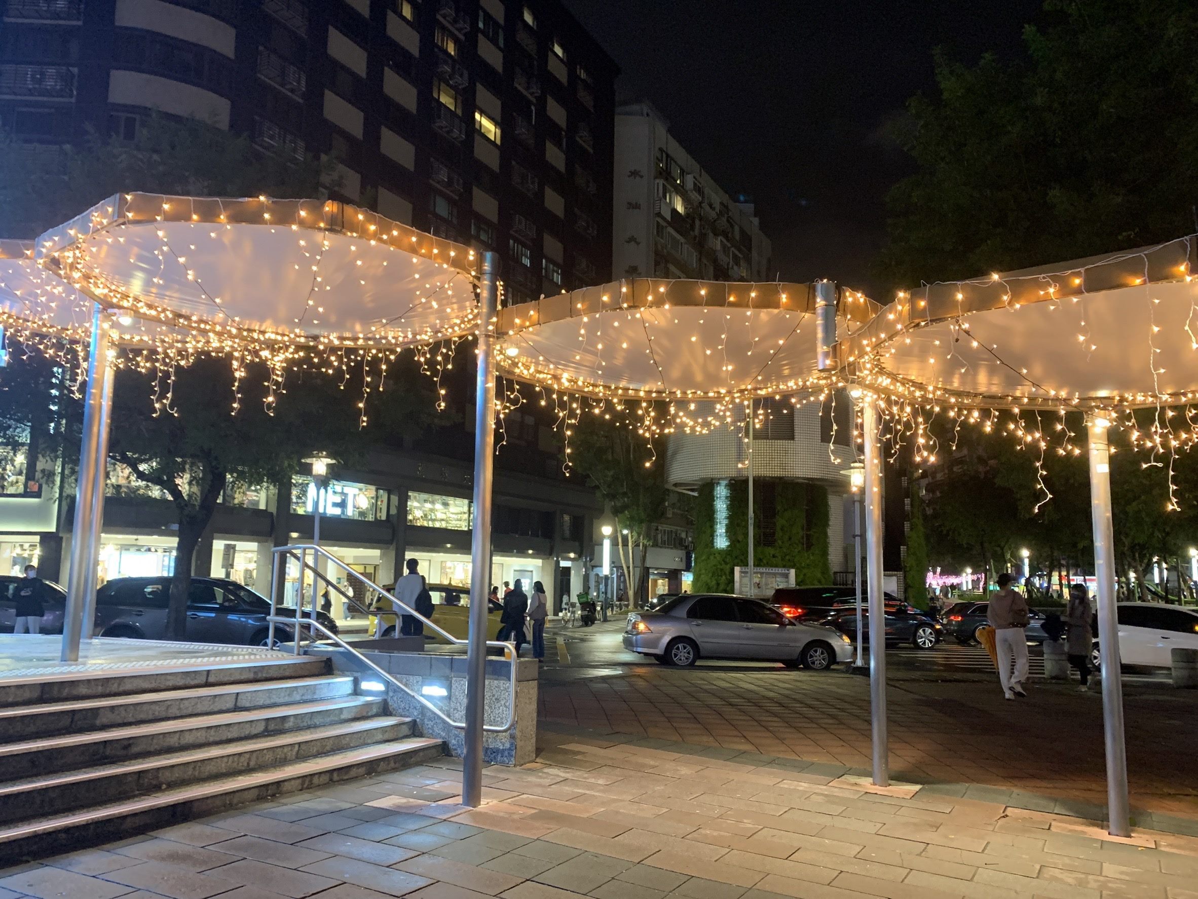 The decorated plaza near MRT Zhongxiao Dunhua Station